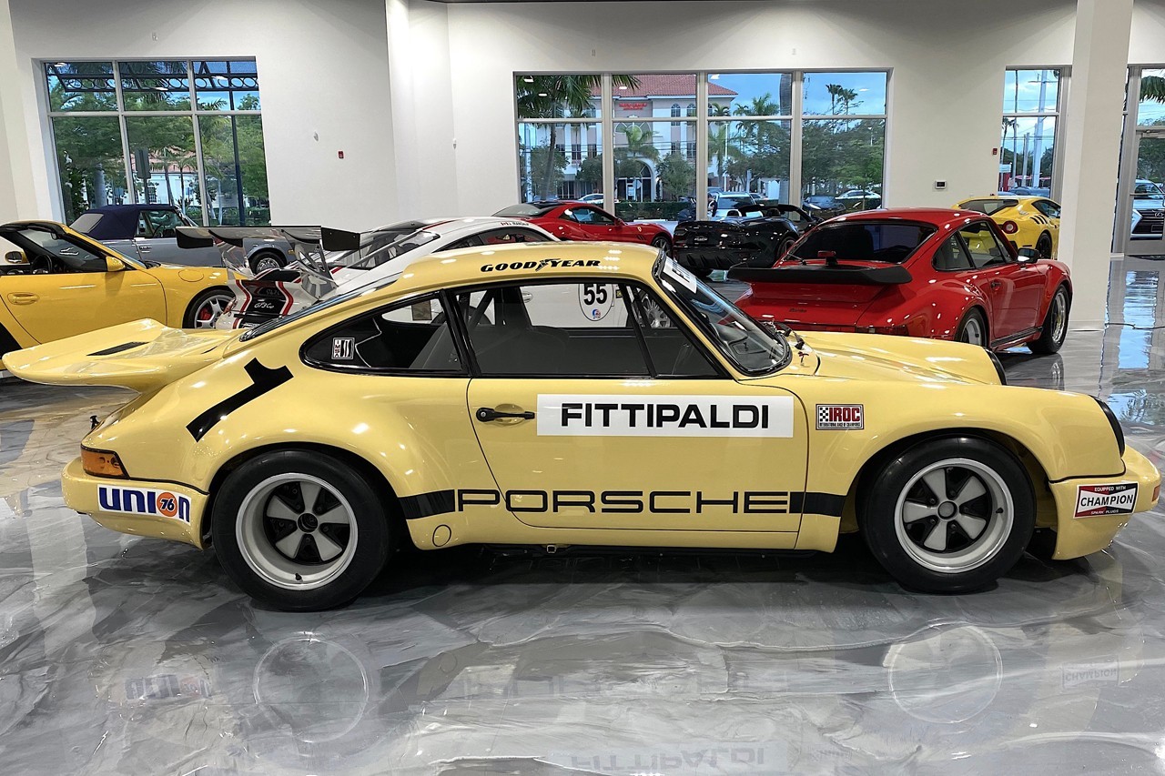 https___hk.hypebeast.com_files_2021_03_pablo-escobar-1974-porsche-911-rsr-racing.jpg