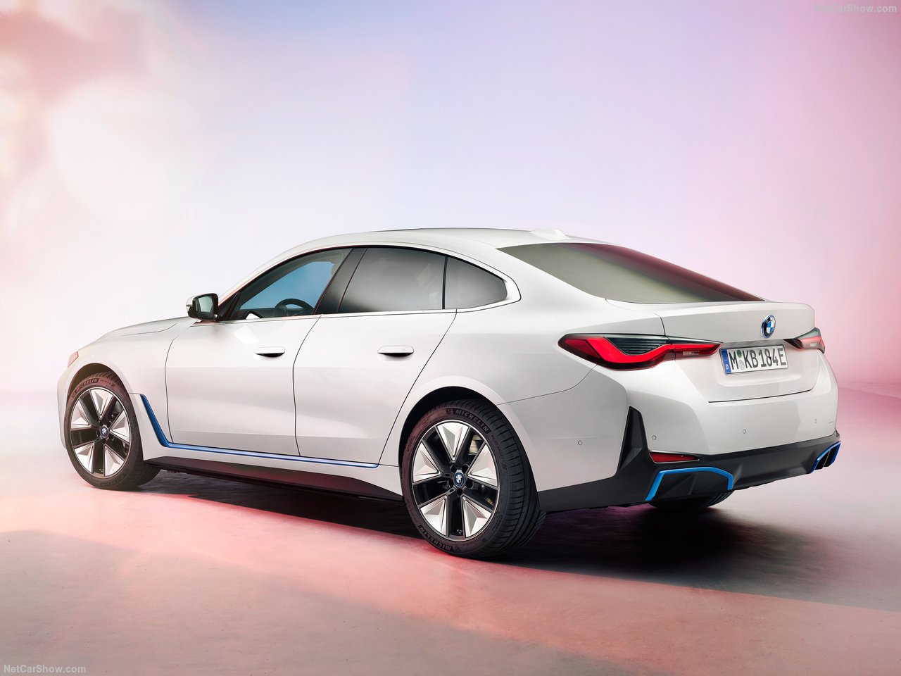 BMW-i4-2022-1280-04.jpeg