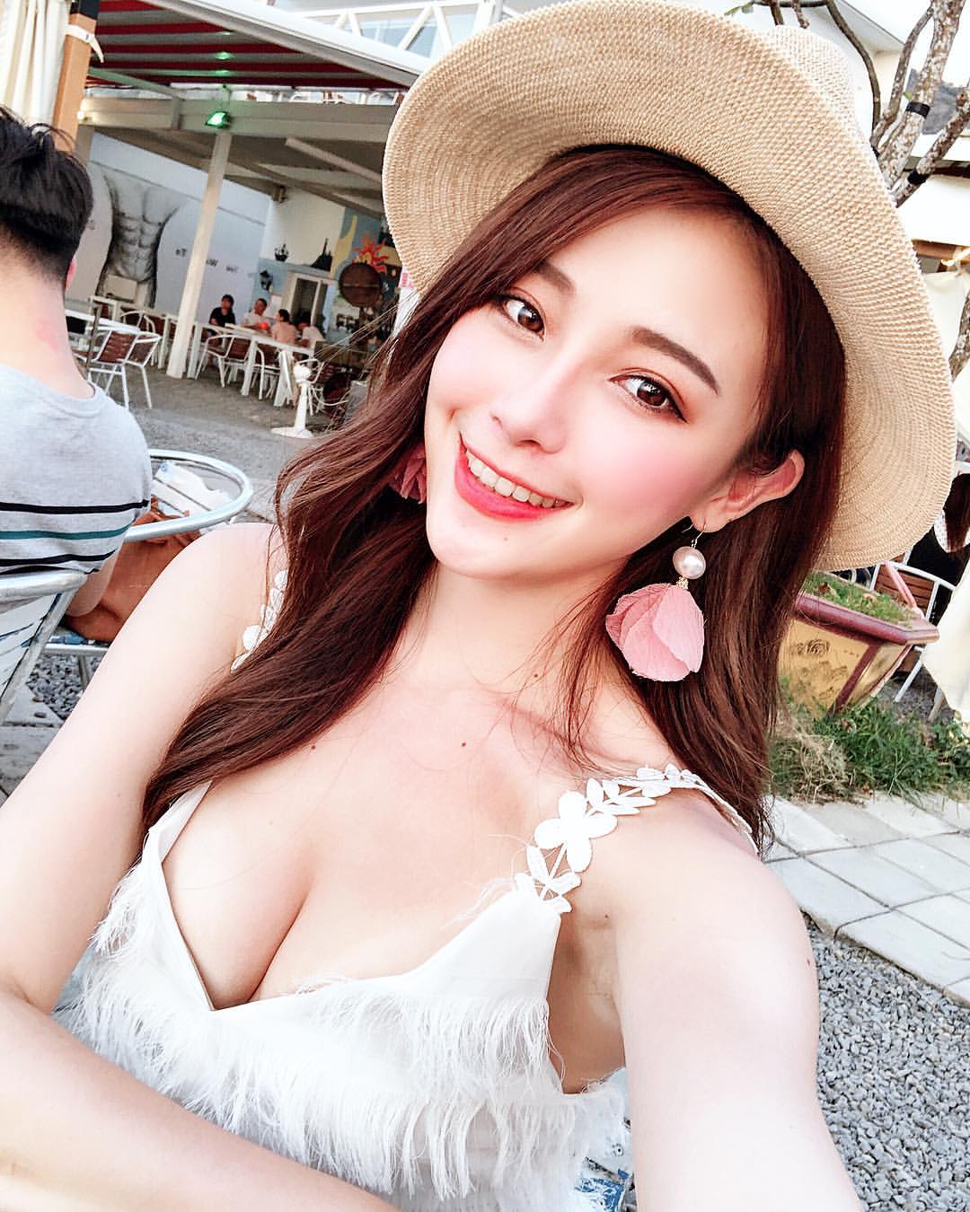 清新正妹無辜大萌眼讓人捨不得壞壞看著世界就變好了～可熙SERENA - 素人正妹 -