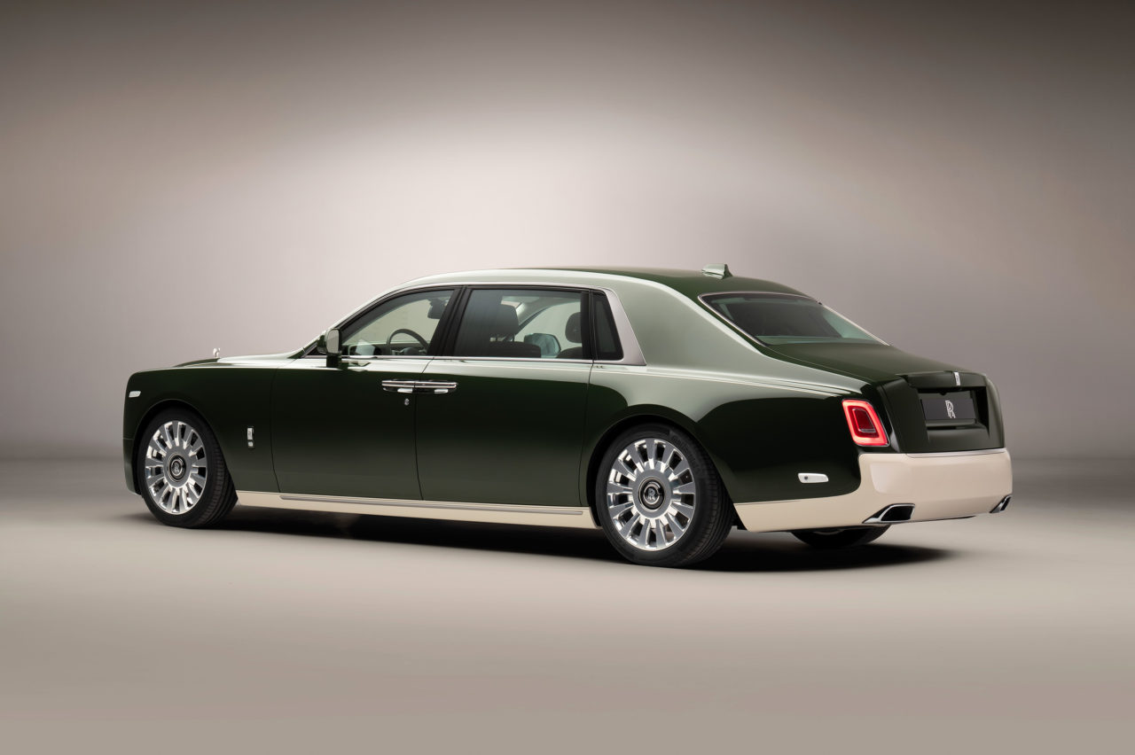 Rolls-RoycePhantomOribeincollaborationwithHerm_srear3-4-1280x852.jpeg