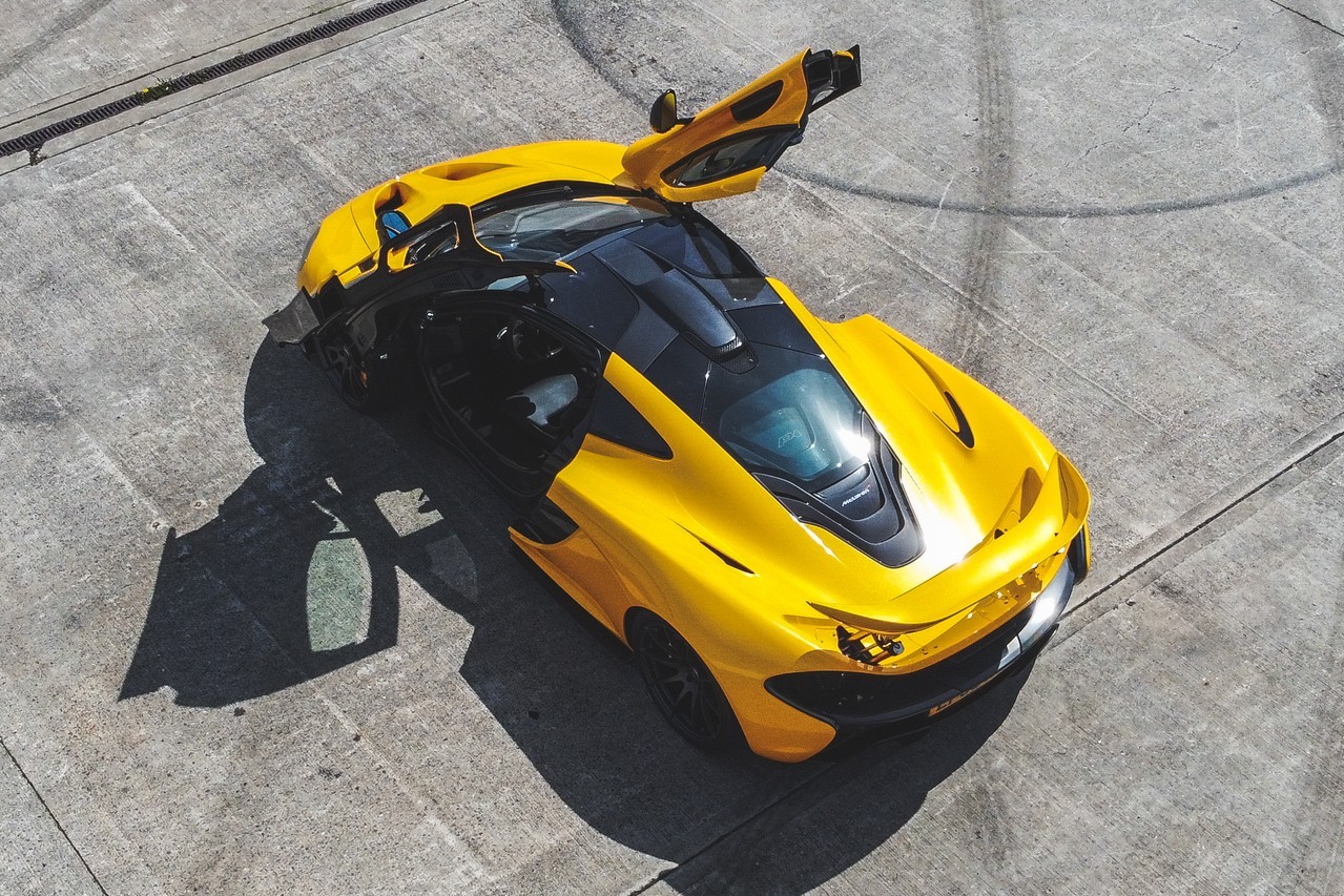 https___hk.hypebeast.com_files_2021_05_2013-mclaren-p1-first-edition-1-of-375-ra.jpg