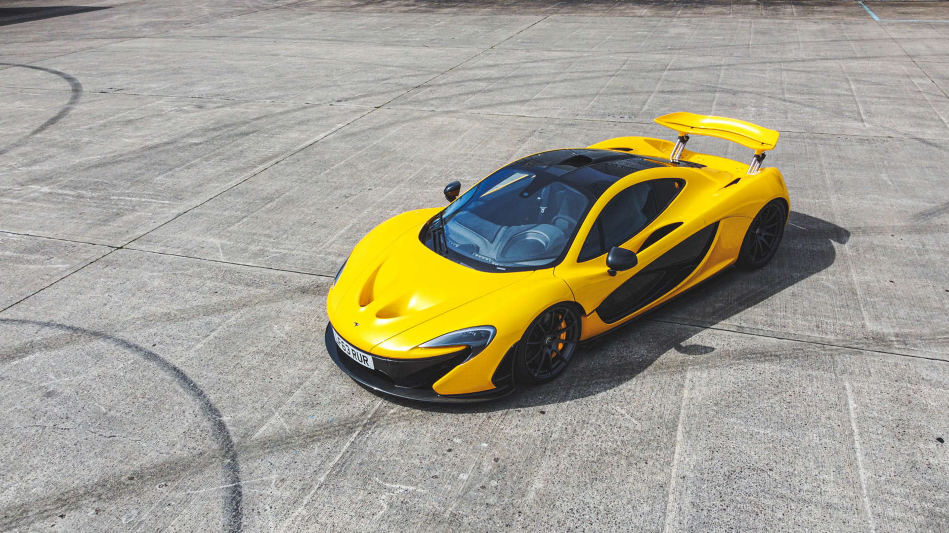 2013-McLaren-P1-10.jpeg