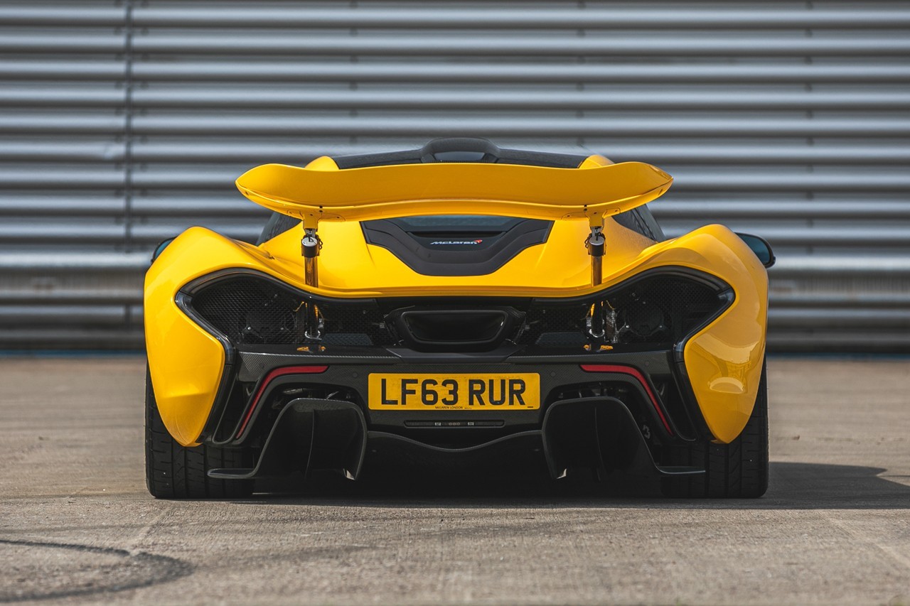 https___hk.hypebeast.com_files_2021_05_2013-mclaren-p1-first-edition-1-of-375-ra.jpg