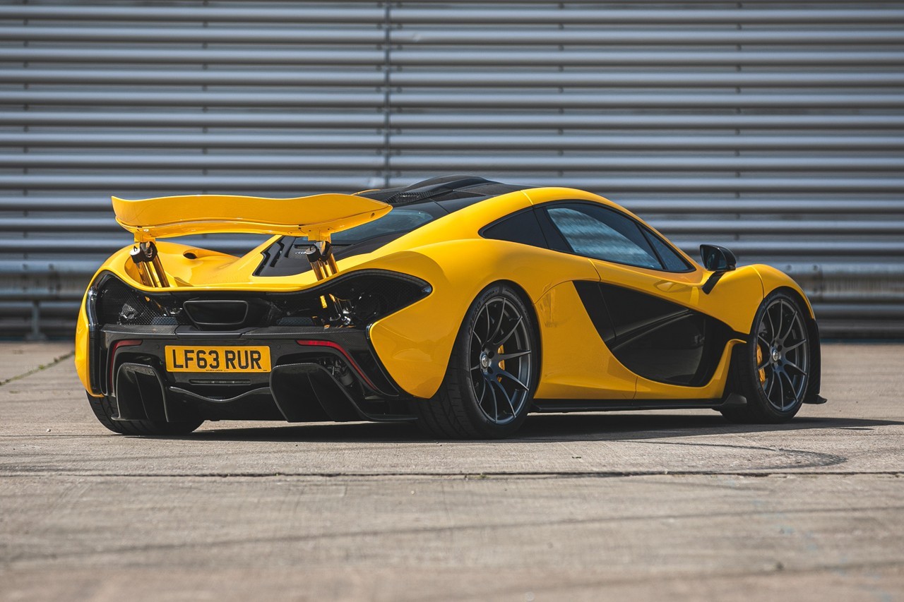 https___hk.hypebeast.com_files_2021_05_2013-mclaren-p1-first-edition-1-of-375-ra.jpg