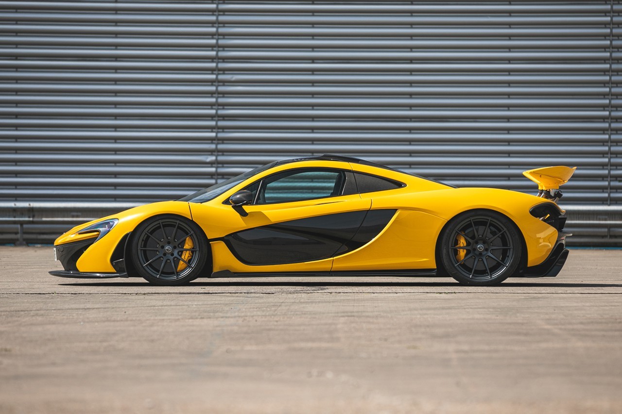 https___hk.hypebeast.com_files_2021_05_2013-mclaren-p1-first-edition-1-of-375-ra.jpg