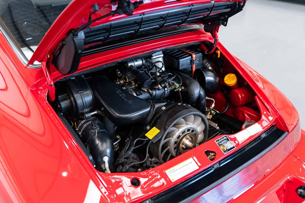 https___hk.hypebeast.com_files_2021_05_1991-porsche-911-carrera-rs-delivery-mile.jpg https___hk.hypebeast.com_files_2021_05_1991-porsche-911-carrera-rs-delivery-mile.jpg