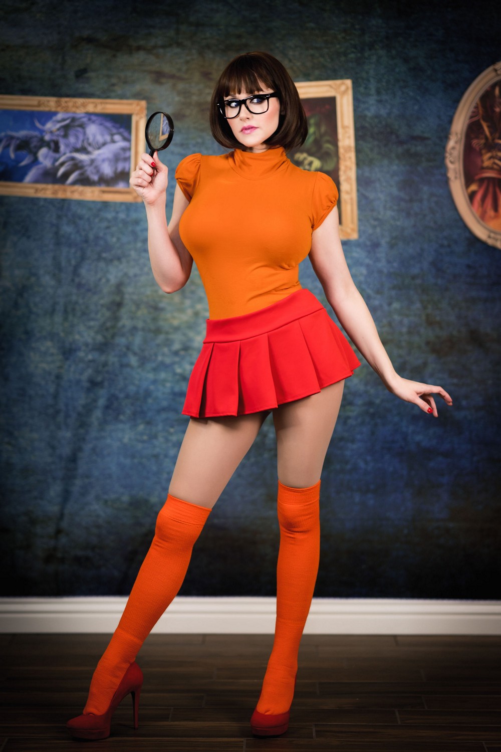 Angie Griffin - Velma - COSPLAY -