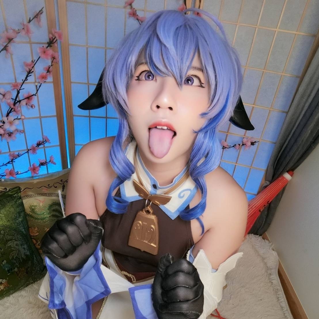 正妹Coser「18+偽AV寫真」曝光　尺度超乎想像…甜美系人設瞬間崩塌