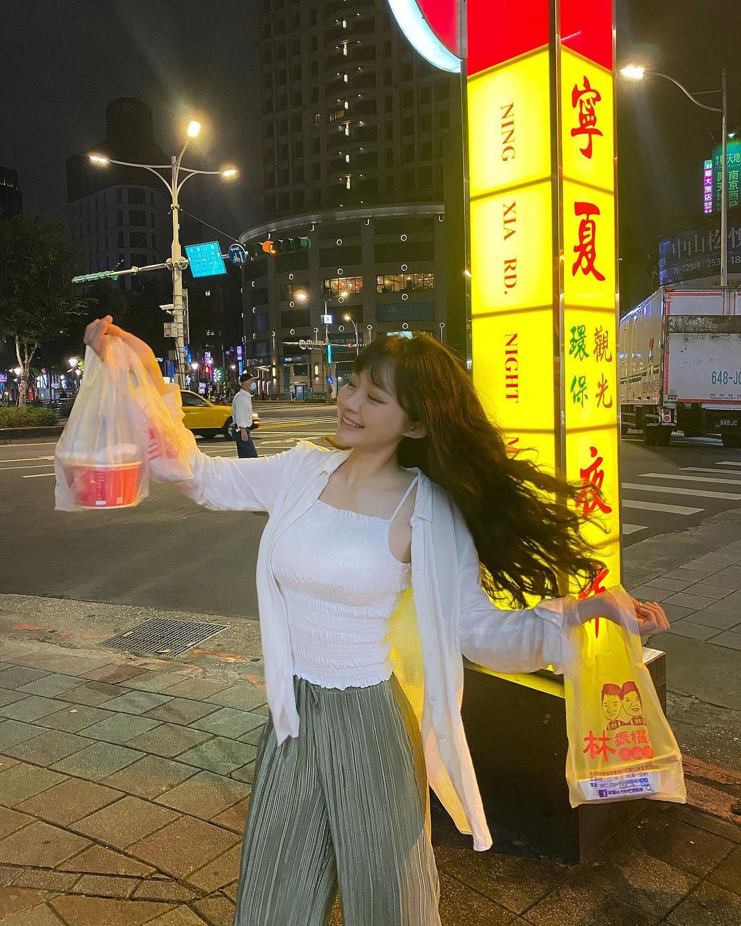 台灣「超甜美正妹」迷人視角引瘋傳！極品天菜顏值氣質滿分