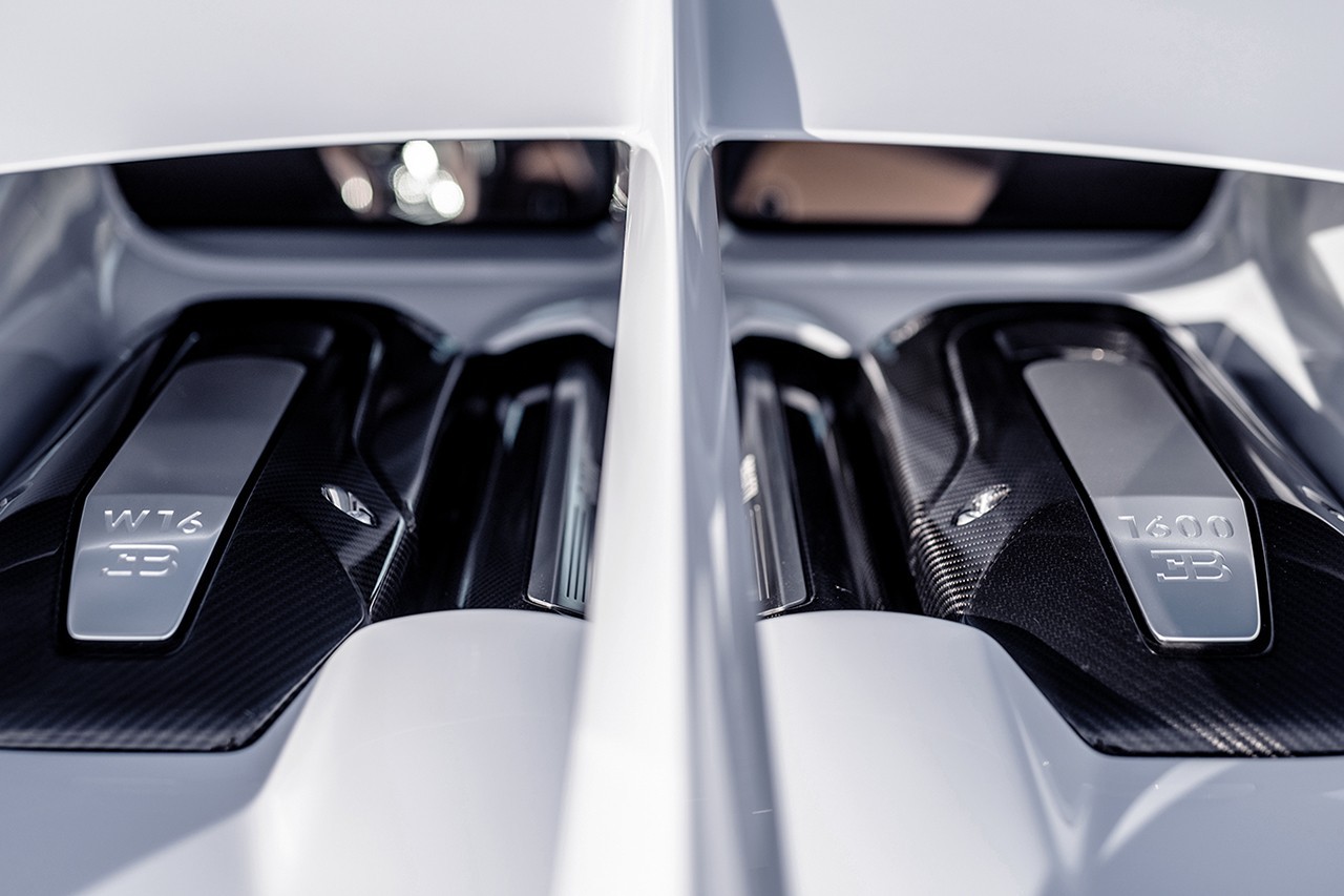 https___hk.hypebeast.com_files_2021_06_bugatti-chiron-super-sport-release-inform.jpeg