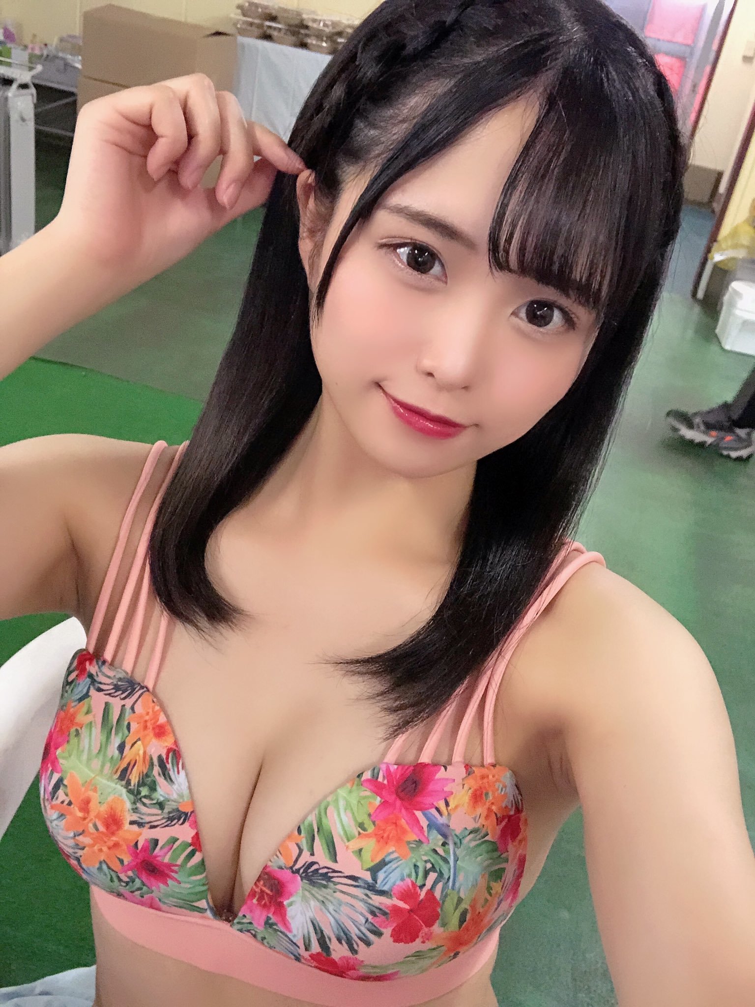 夏天就要穿比基尼！「堀內玲」IG 滿滿泳衣福利 大秀變換自如的微巨乳