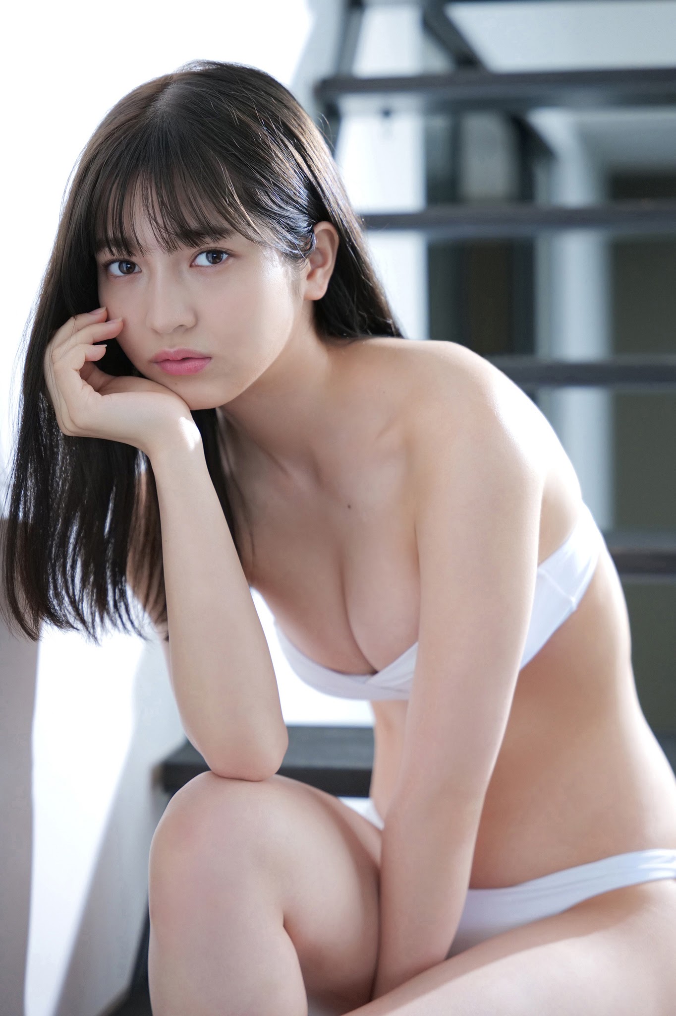 青春妹子無限！18 歲「黑嵜菜菜子」不只長得可愛  還有一對「飽滿美乳」