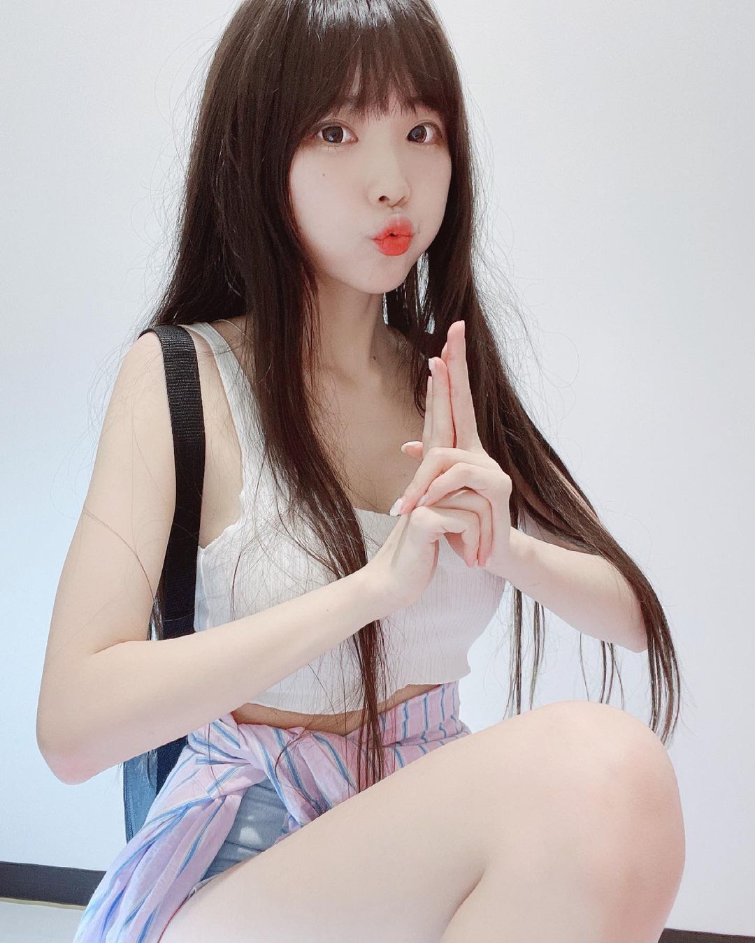 趙兔兔 超正女實況主 火辣身材陪你們在家也不無聊! - 美女圖 -