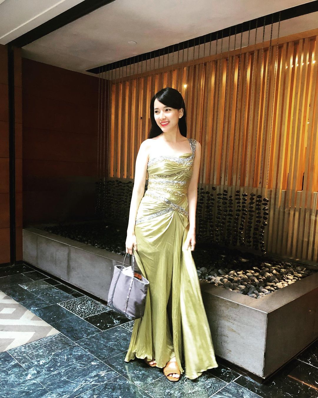 傳說中的台大五姬之一的陳匡怡 台大周慧敏 - 美女圖 -