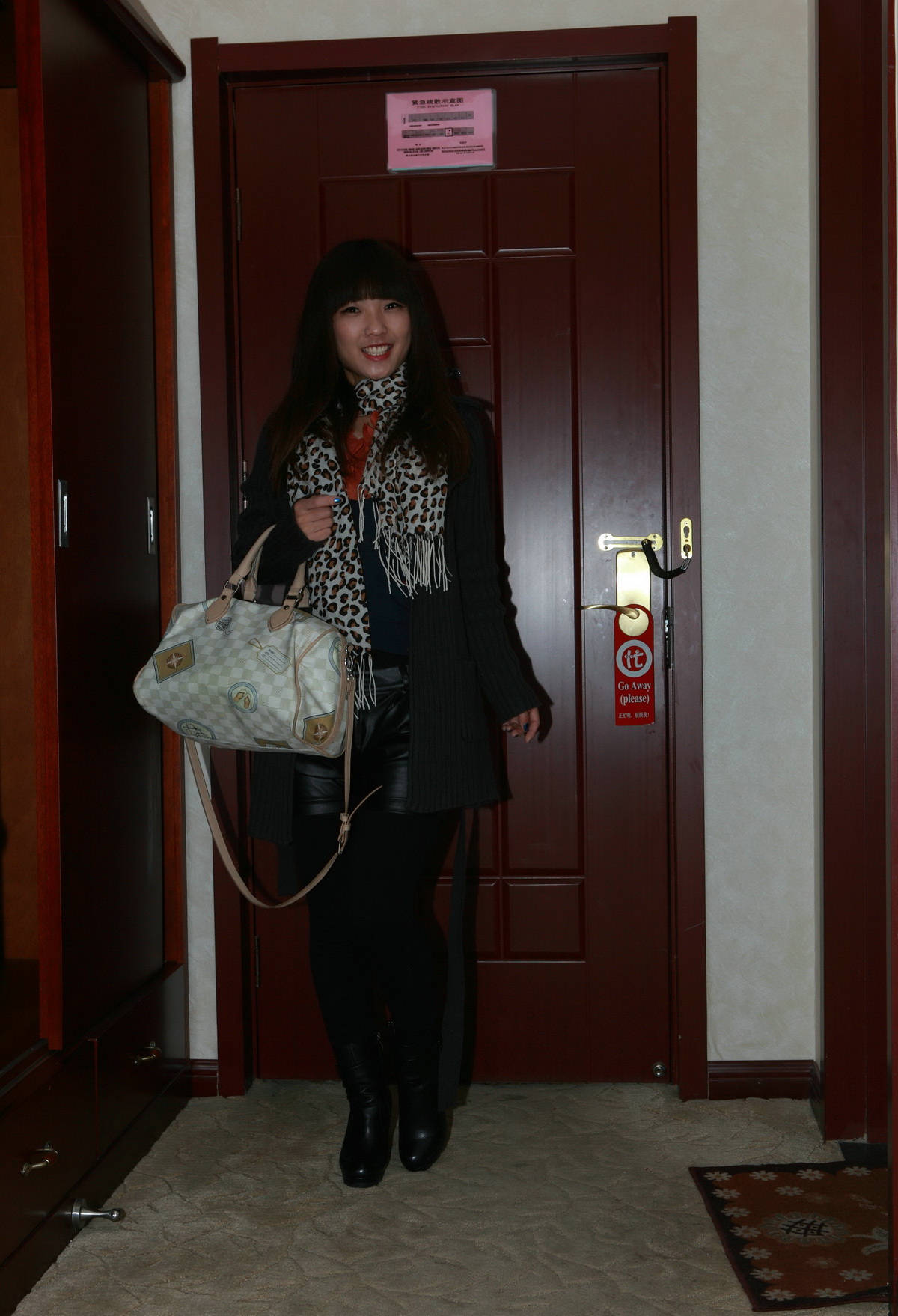 小黎MissLi20111123裸體旅拍 - 貼圖 - 清涼寫真 -