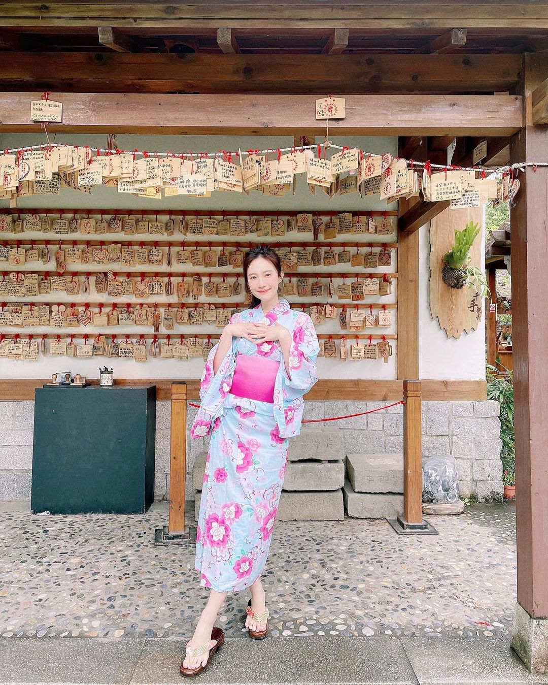 仙女小姐姐夢鄔又曦長相美到有點不真實　空靈氣質渾然天成 - 美女圖 -