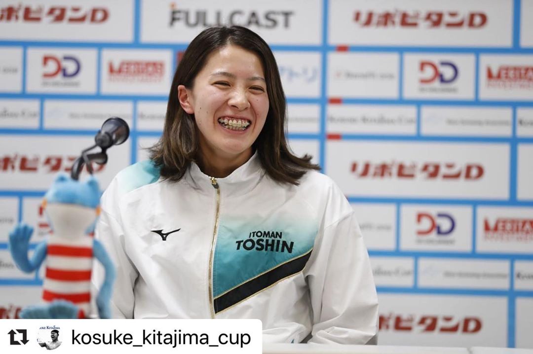 東奧看正妹！日本游泳女將「神似竹內結子」，超強紀錄奪得兩面金牌啦