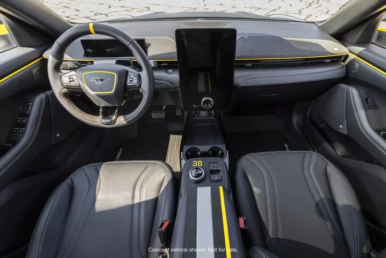 2021-ford-airventure-mustang-mach-e-concept-car (4).jpeg