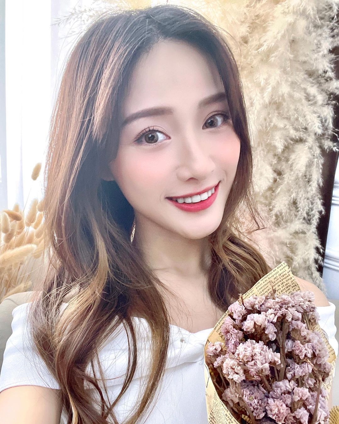 仙氣十足君白溫暖甜笑讓人身心都淪陷 - 美女圖 -
