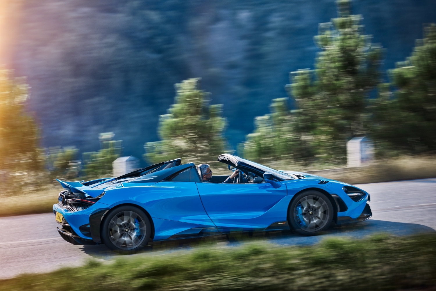 Small-13434-McLaren765LTSpider.jpeg Small-13434-McLaren765LTSpider.jpeg