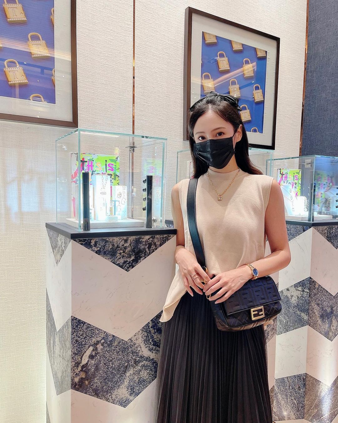 認真的女人最美 考上空服員的妹子韋韋安 - 美女圖 -
