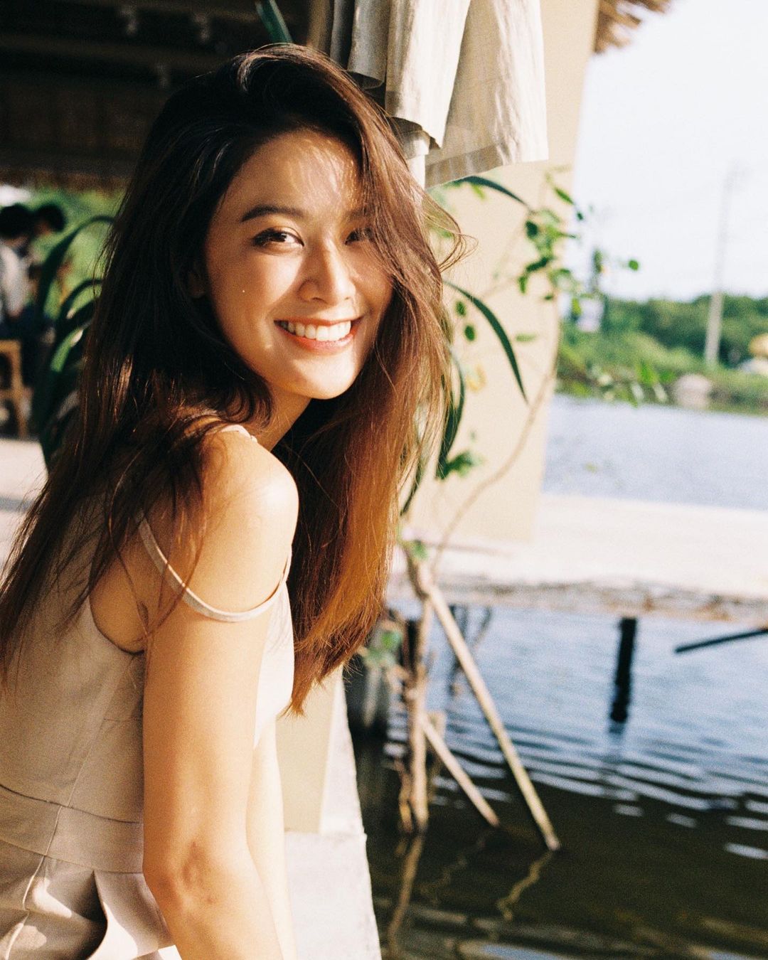 笑容足以溫暖全世界泰國新生代演員「Nink」融化你的心 - 亞洲美女 -