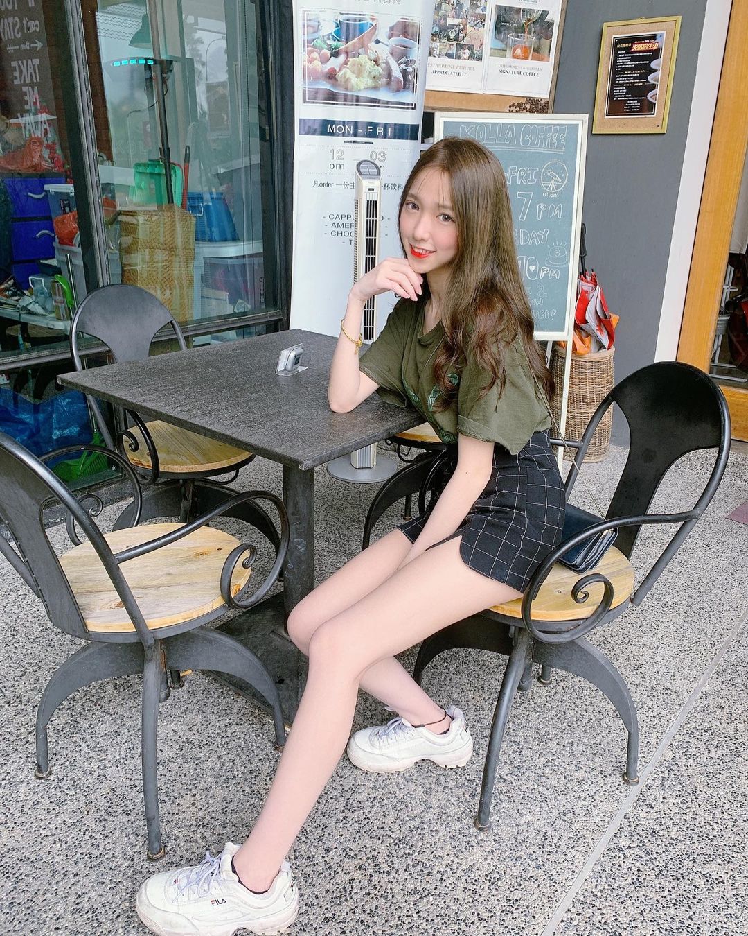 媚惑系正妹錒圓 艷麗指數爆表 - 美女圖 -