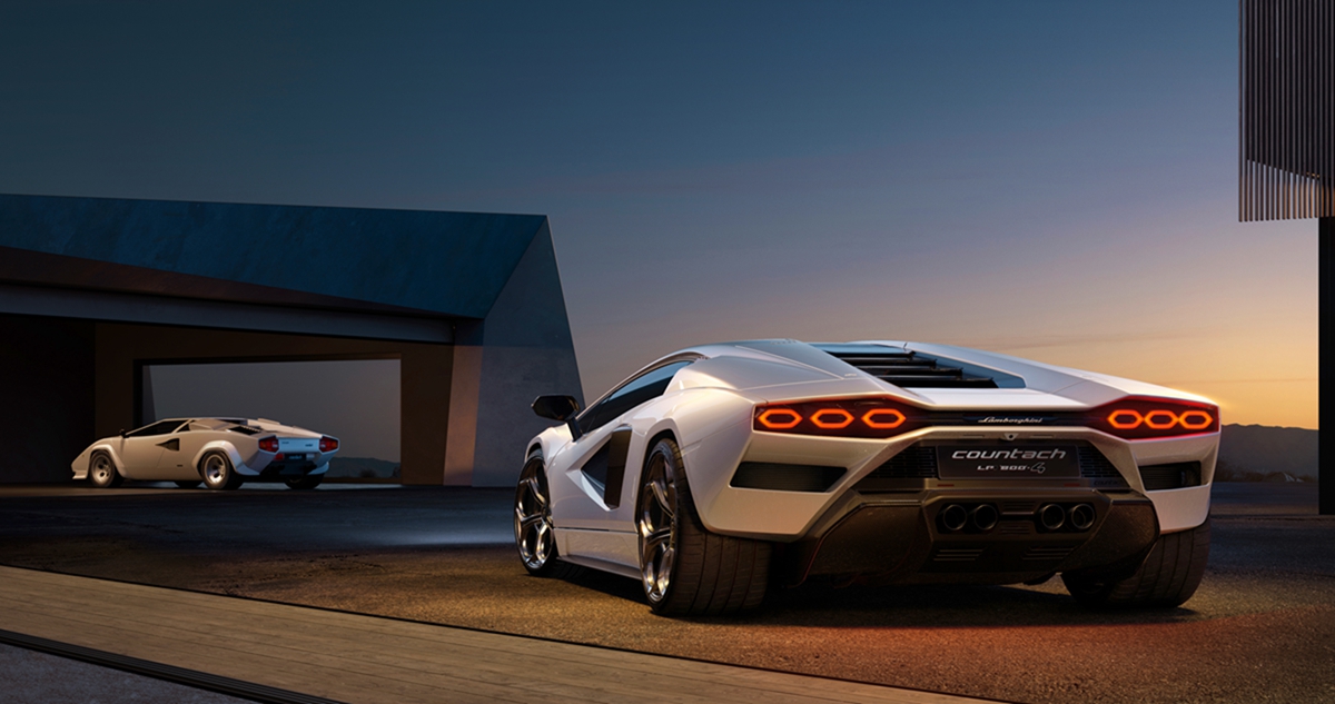 Countach-LPI800-4-16.jpeg