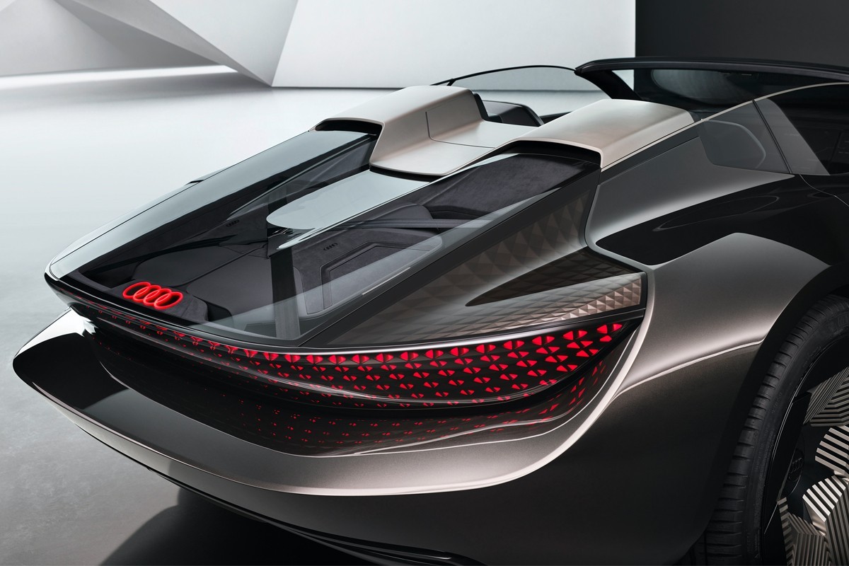 https___hk.hypebeast.com_files_2021_08_audi-skysphere-concept-electric-vehicles-.jpg
