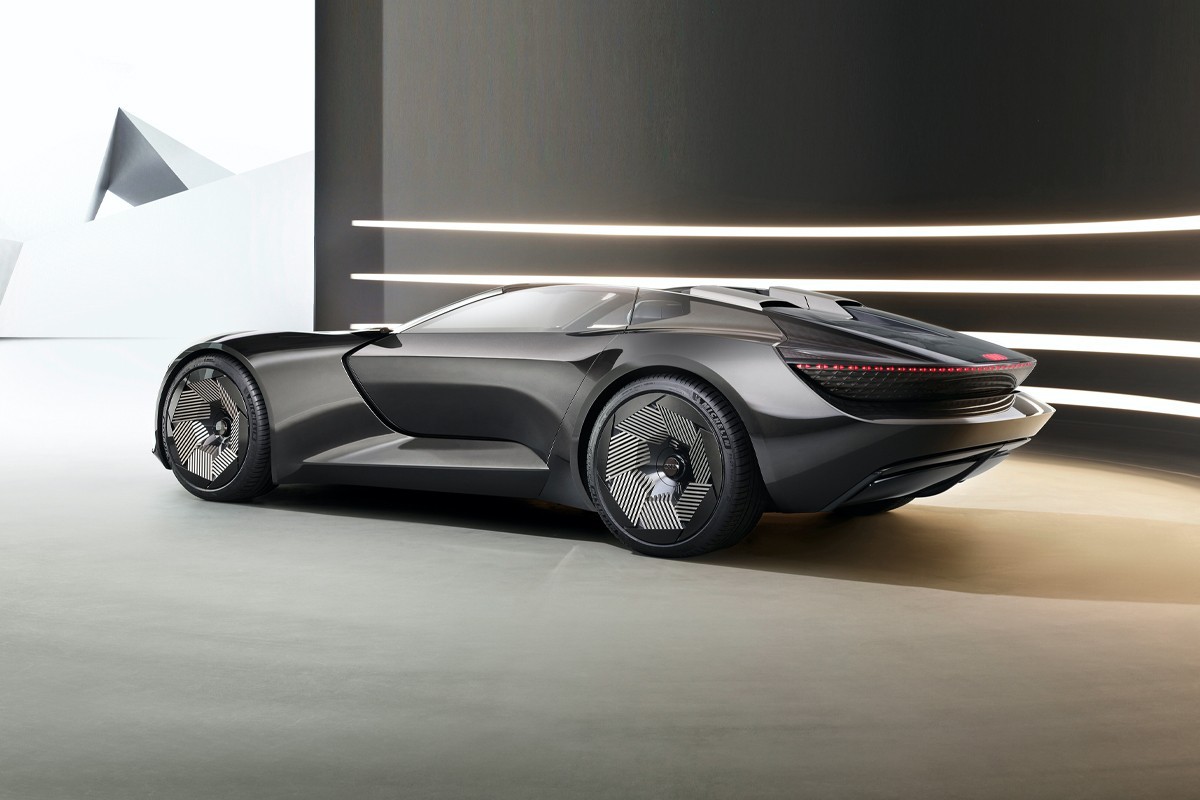 https___hk.hypebeast.com_files_2021_08_audi-skysphere-concept-electric-vehicles-.jpg