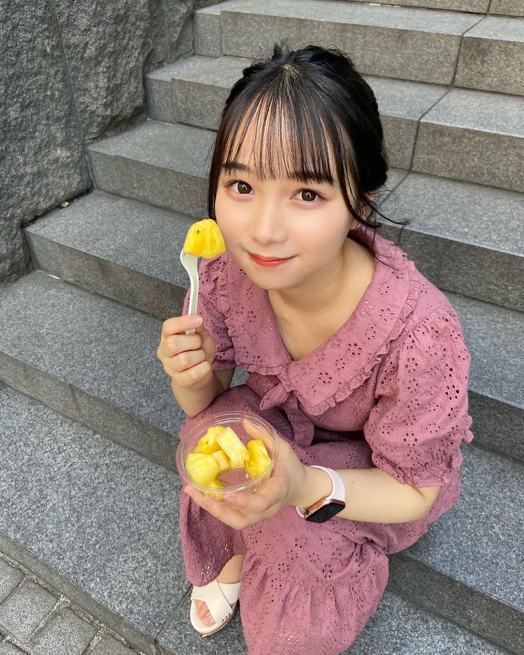 蘿莉巨乳小隻馬「池本しおり」150公分卻擁有渾圓巨乳　超犯規組合叫人不知如何是好