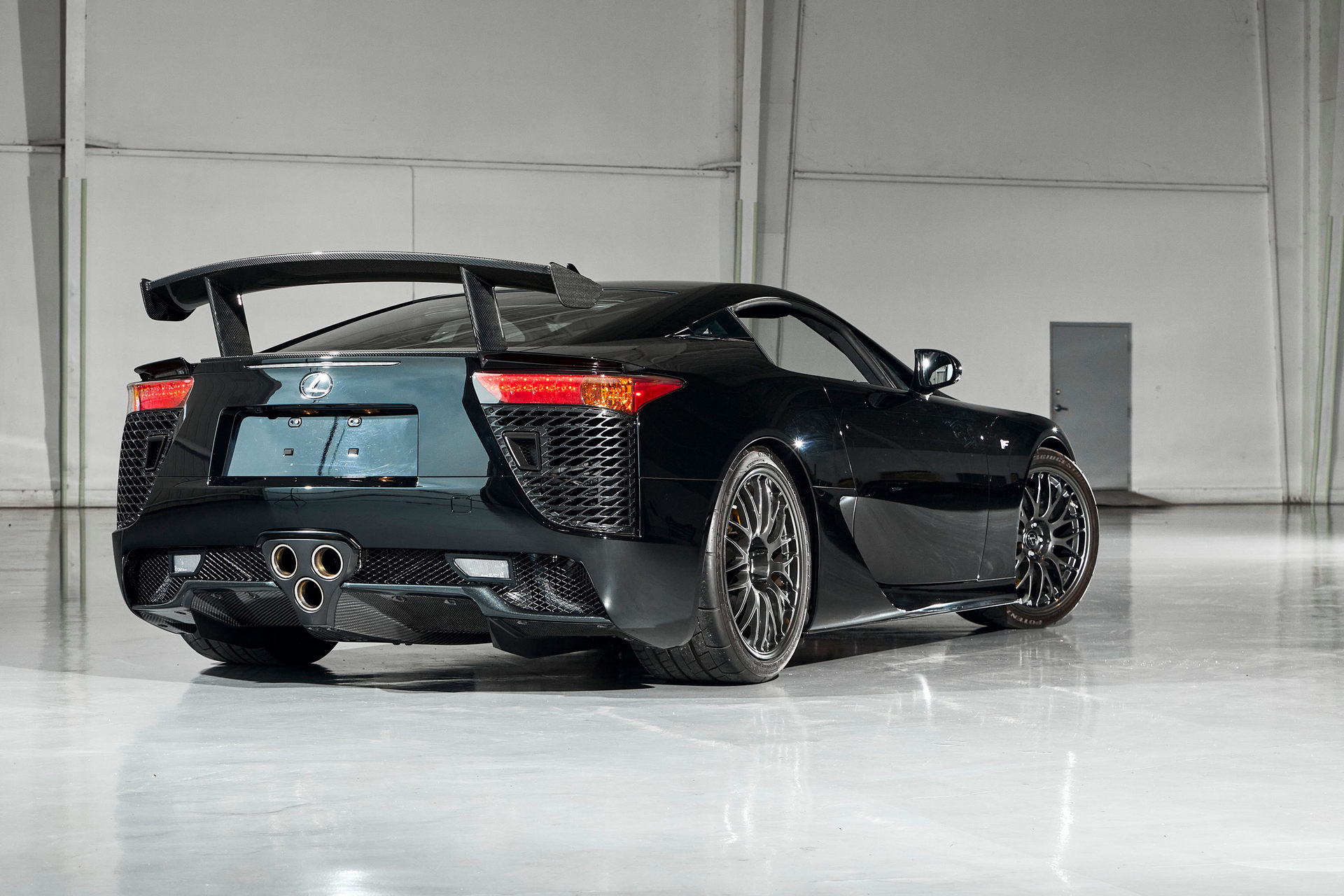 Lexus-LFA-9-1.jpeg Lexus-LFA-9-1.jpeg