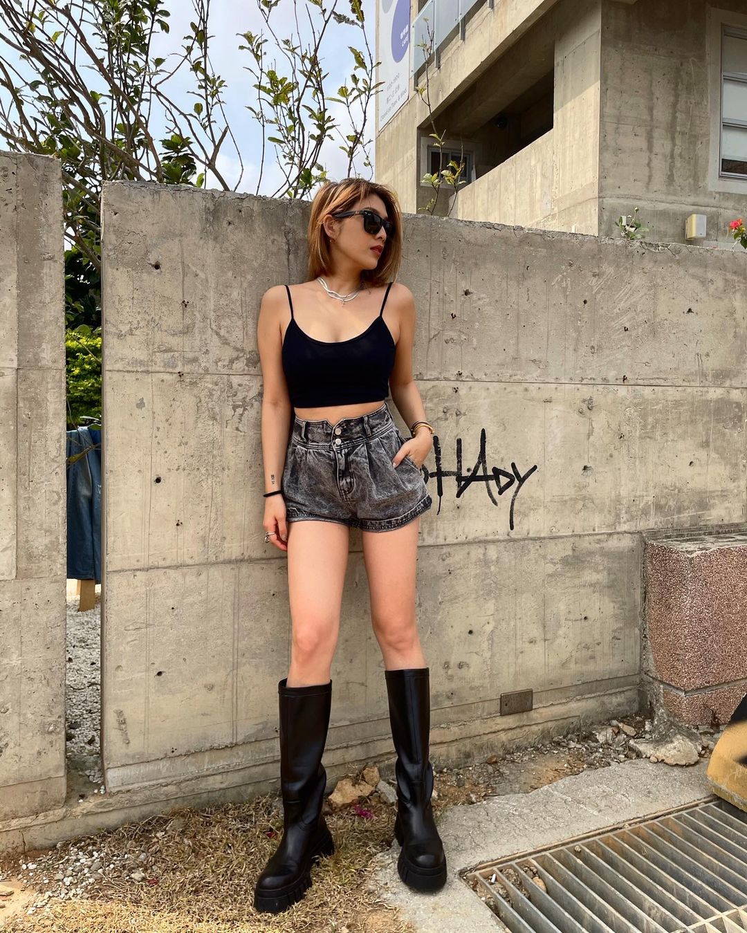 巨乳妹子Comei 豐滿美乳是超強秘密武器 - 素人正妹 -