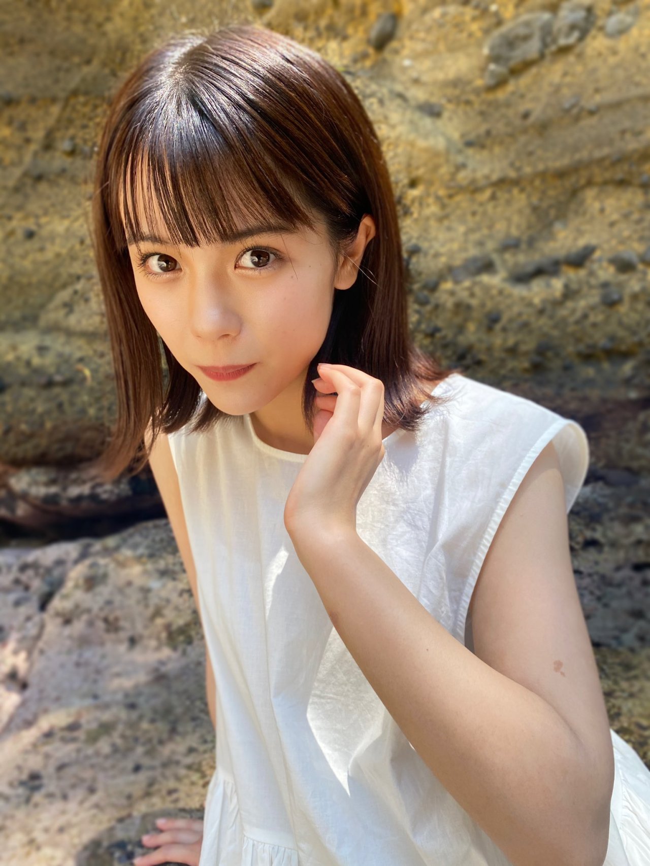 透明感小清新「村山優香」燦笑露虎牙可愛到一個犯規　稚嫩肉體洋溢青春氣息