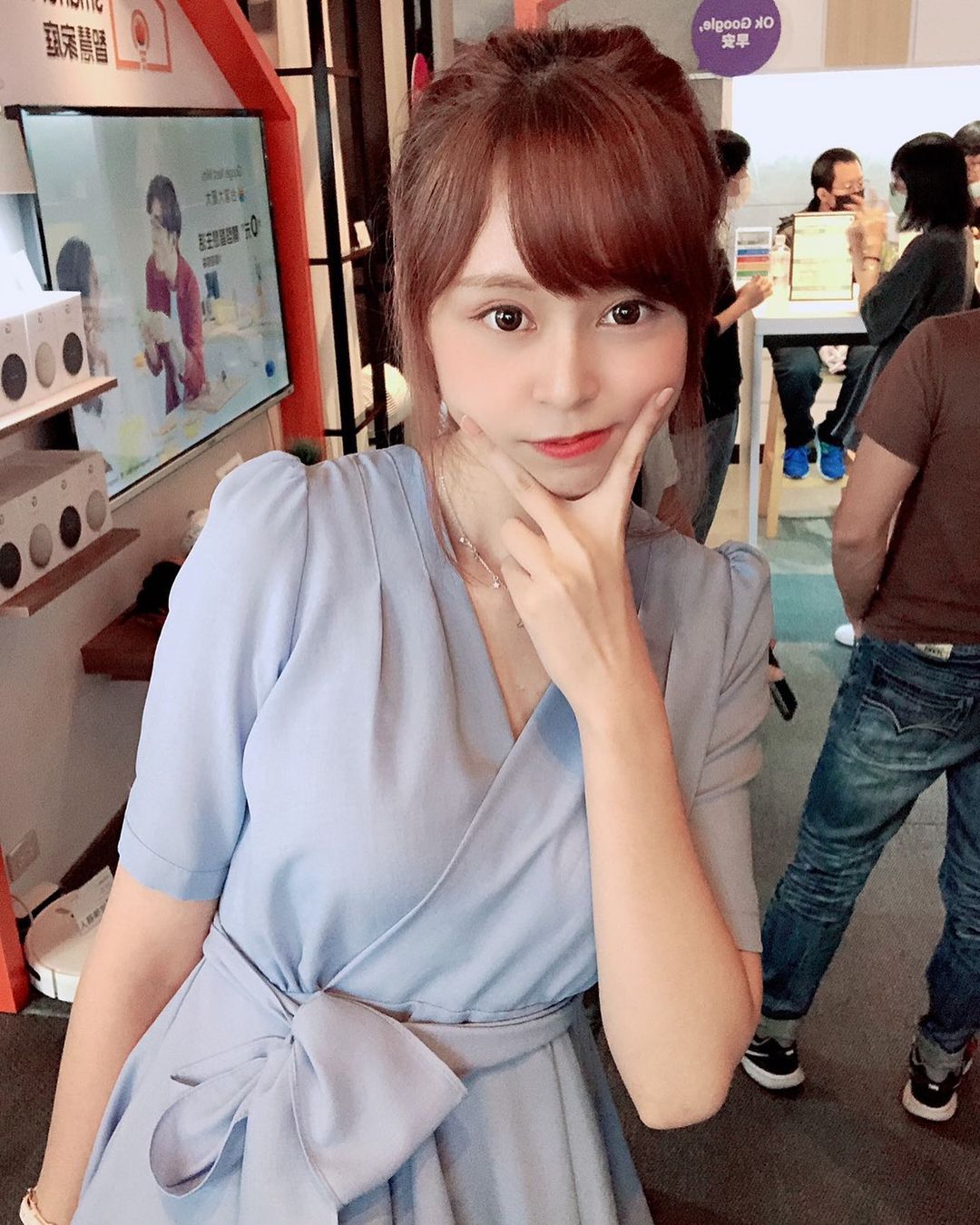 亮麗萌妹子瑞咪 無瑕美肌太逆天清新氣質讓人們瞬間融化 - 美女圖 -