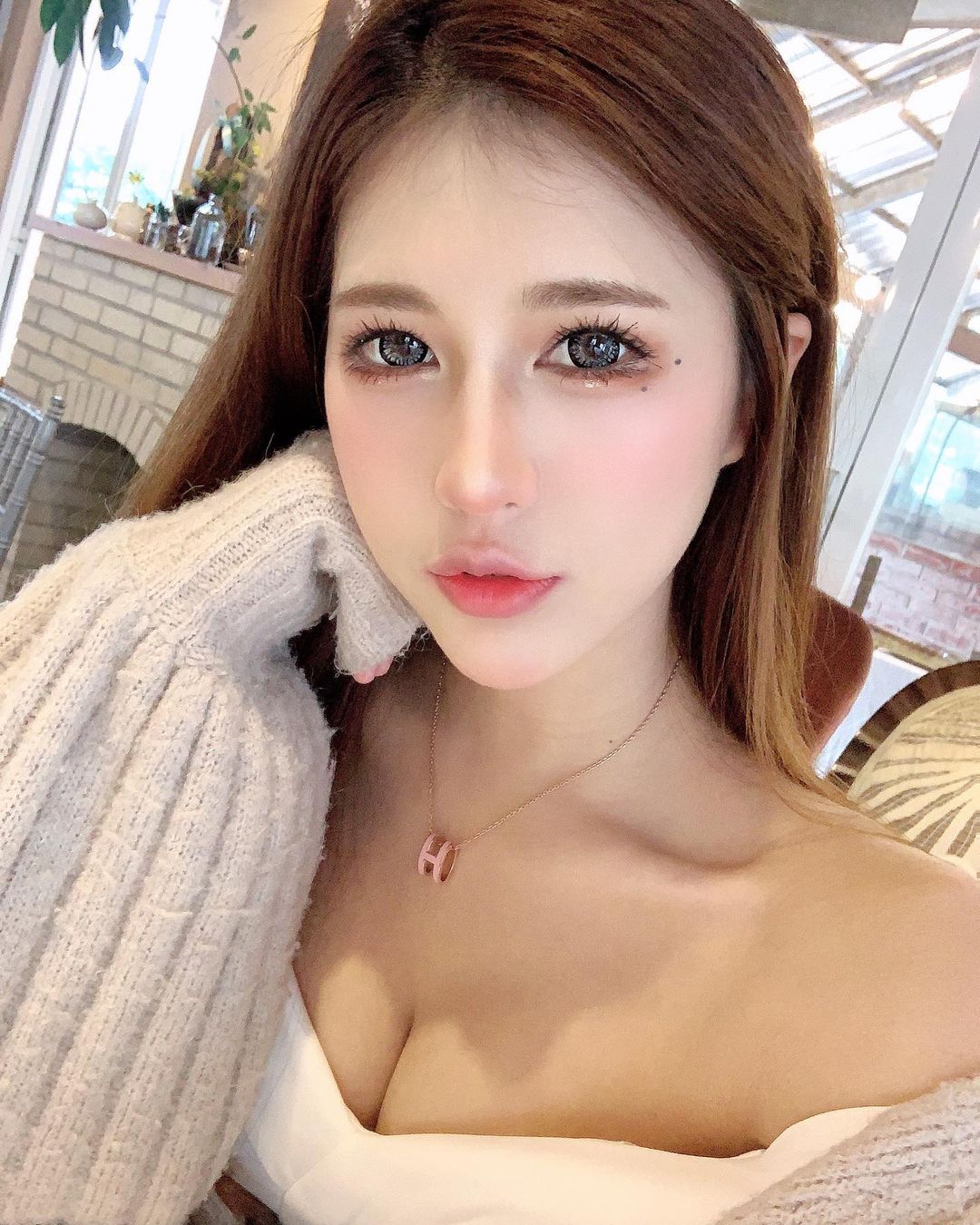 兇狠小春麗智鈞君 風騷氣質狂野作風性感擋不住重擊男人心房 - 美女圖 -
