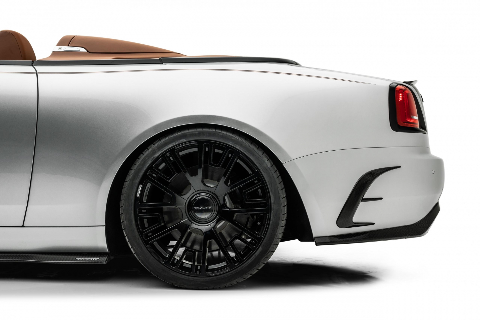 mansory-rolls-royce-dawn-12.jpeg