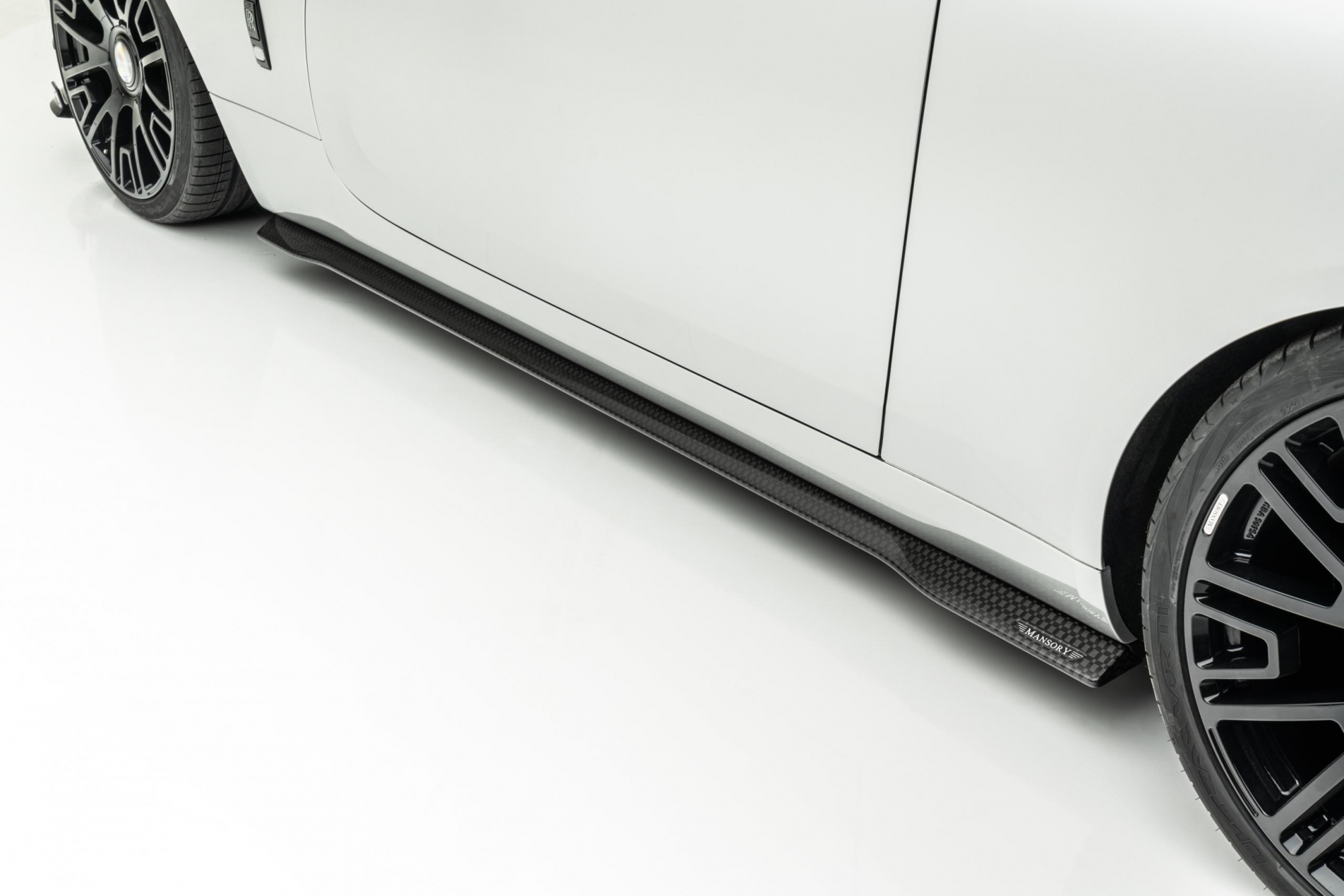 mansory-rolls-royce-dawn-11.jpeg