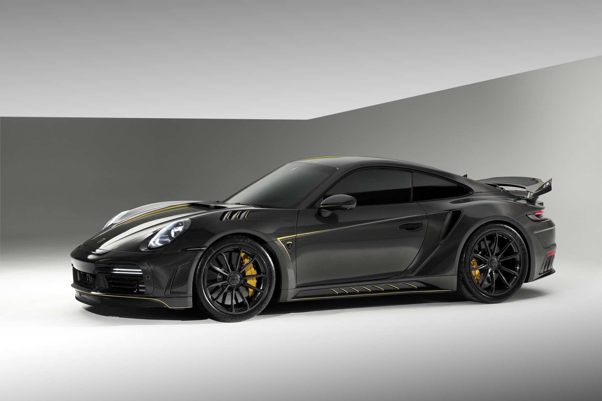 Porsche-992-Stinger-GTR-Carbon-Edition-by-TopCar-Design-3.jpeg