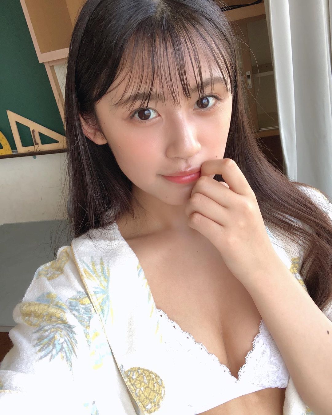 NMB48巨乳新星「中川美音」蘿莉外表暗藏隱乳屬性　超飽滿身軀看不出只有18歲