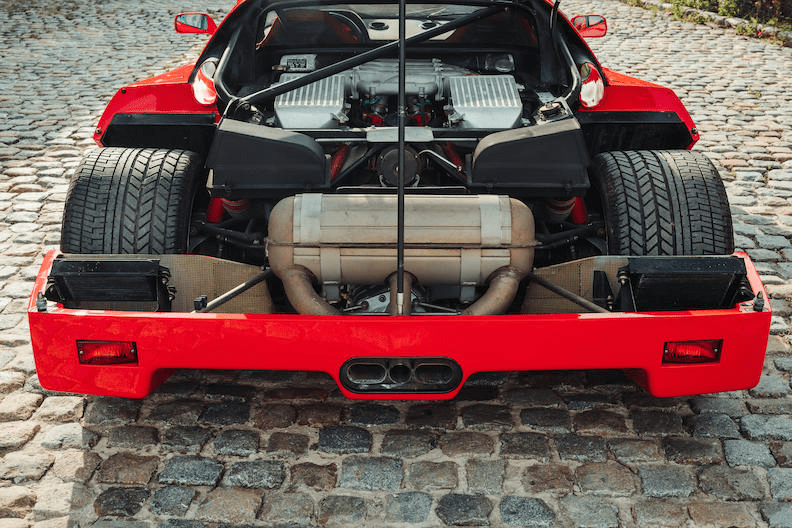 1989-ferrari-f40-berlinetta-non-cat-non-adjust-bonhams-auction-rare-italian-clas.png
