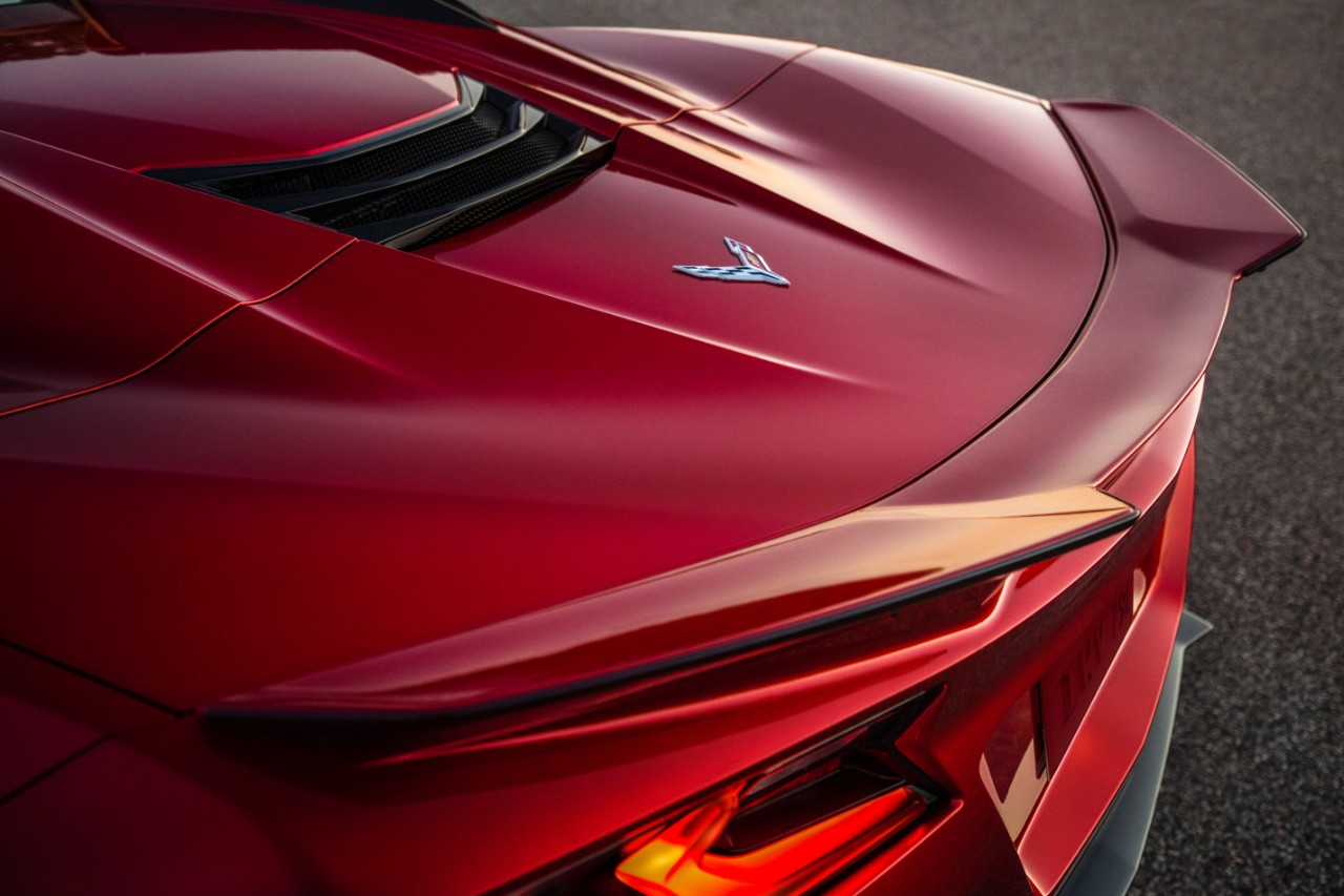 2023-Chevrolet-Corvette-Z06-013.jpg
