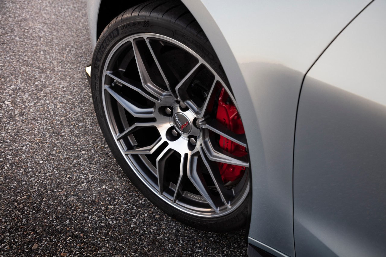 2023-Chevrolet-Corvette-Z06-018.jpg