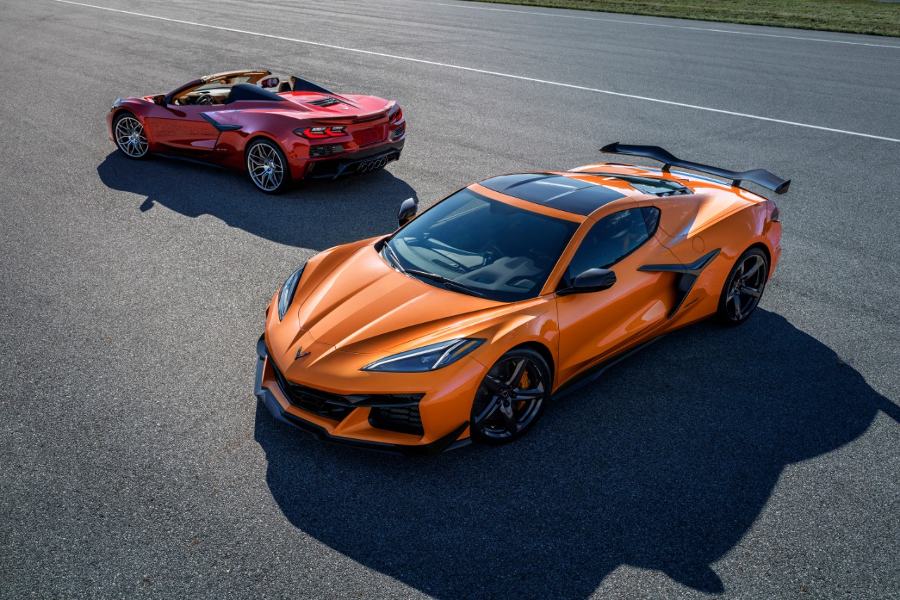 2023-Chevrolet-Corvette-Z06-011.jpeg