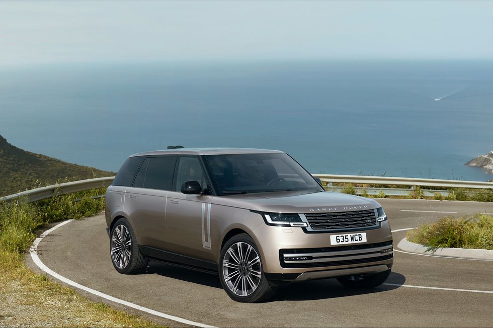 2022-range-rover-102-1634929426.jpeg