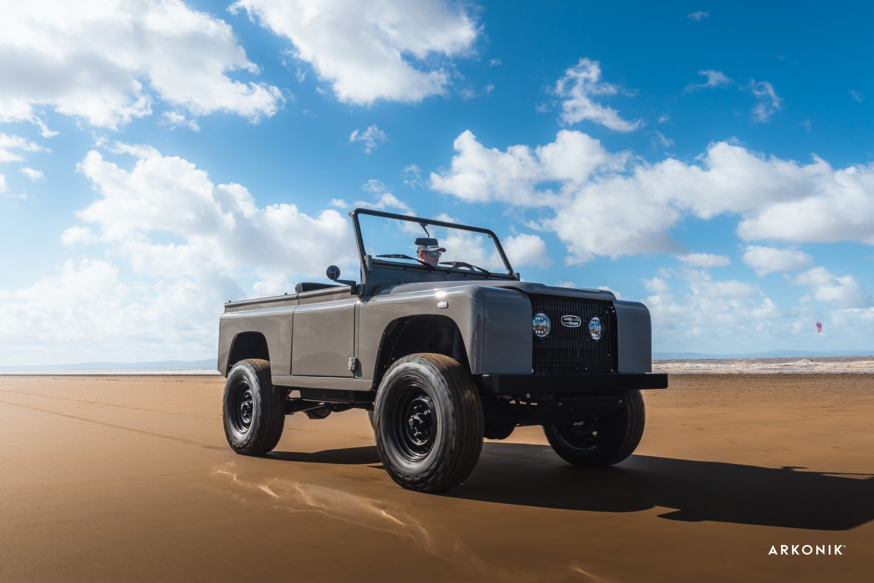 3382-beach-cruiser-defender-d90-lg.jpeg