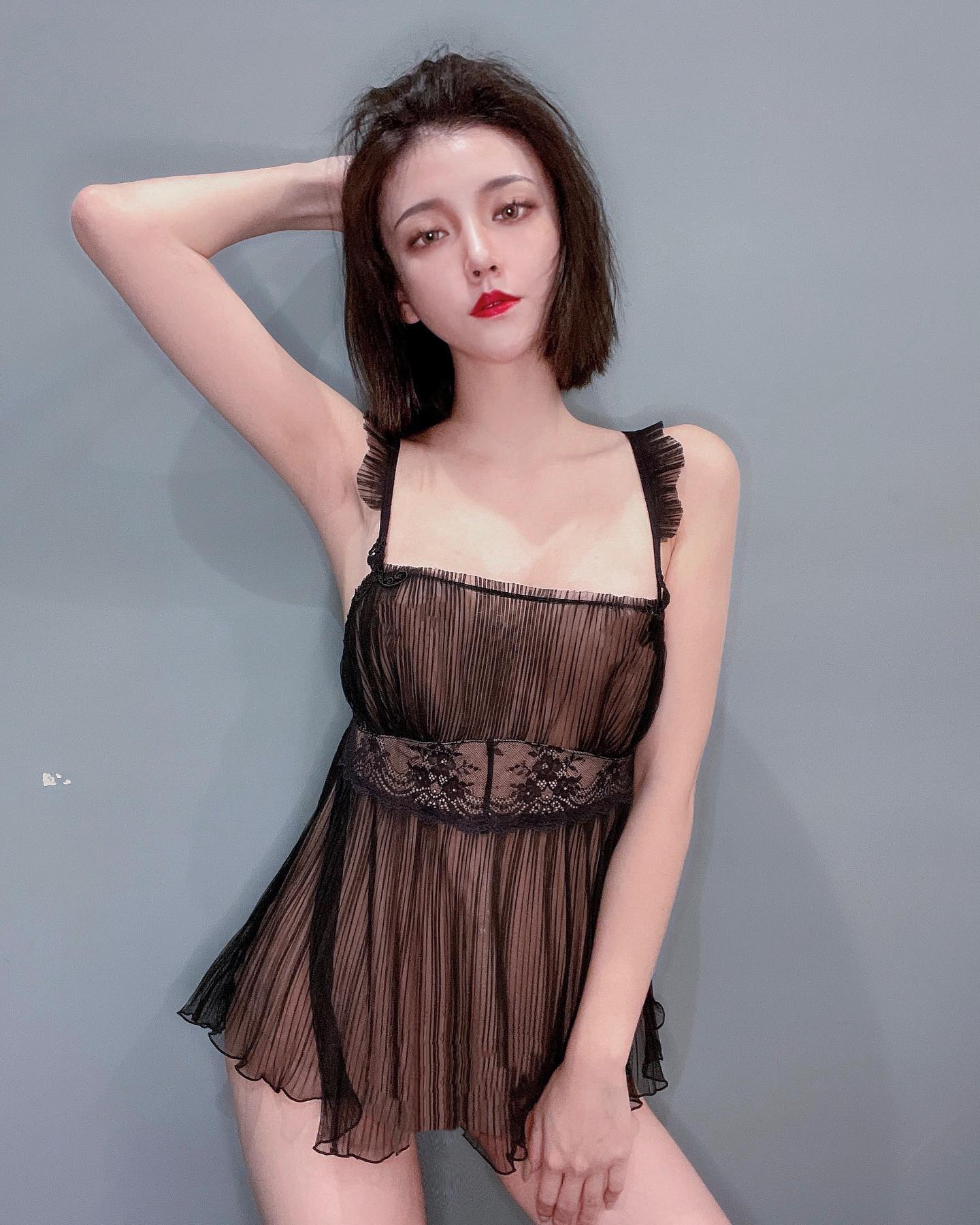 不只有臉蛋、有身材！這 5 位 JKF 女郎都是「音樂才女」！