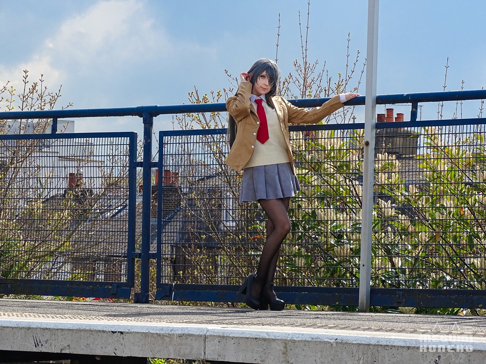 [Cosplay] Megumi Koneko - Mai Sakurajima School Uniform (12 November 2021) - COSPLAY -
