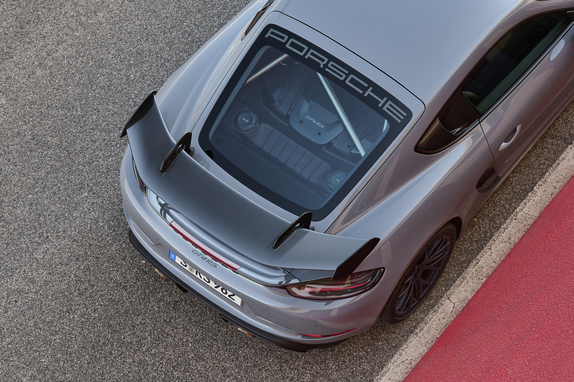2022-Porsche-718-Cayman-GT4-RS-5.jpeg 2022-Porsche-718-Cayman-GT4-RS-5.jpeg