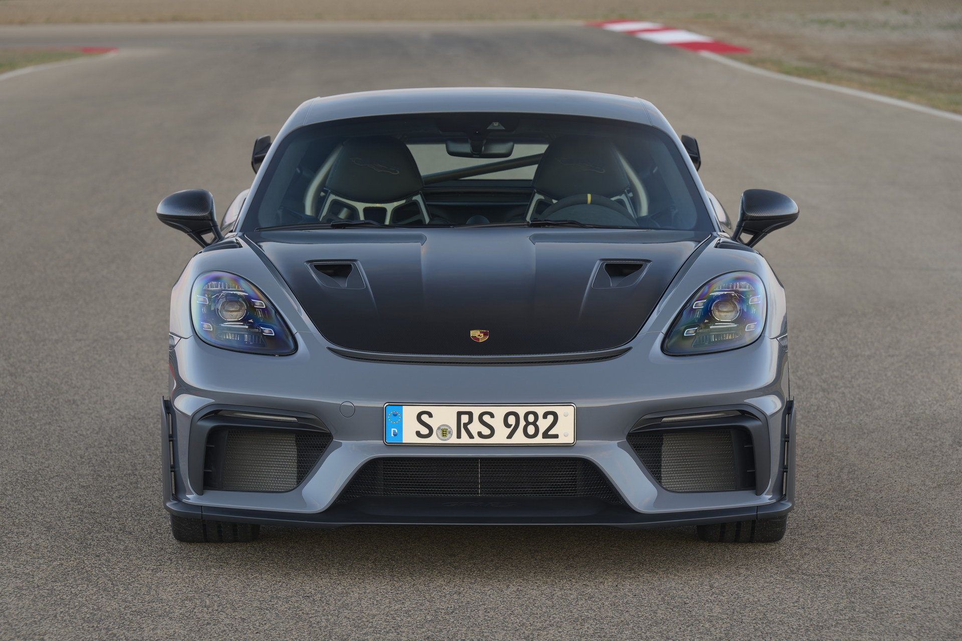 2022-Porsche-718-Cayman-GT4-RS-1-1.jpeg 2022-Porsche-718-Cayman-GT4-RS-1-1.jpeg